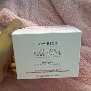Glow recipe Exfoliating toner pads lha + aha